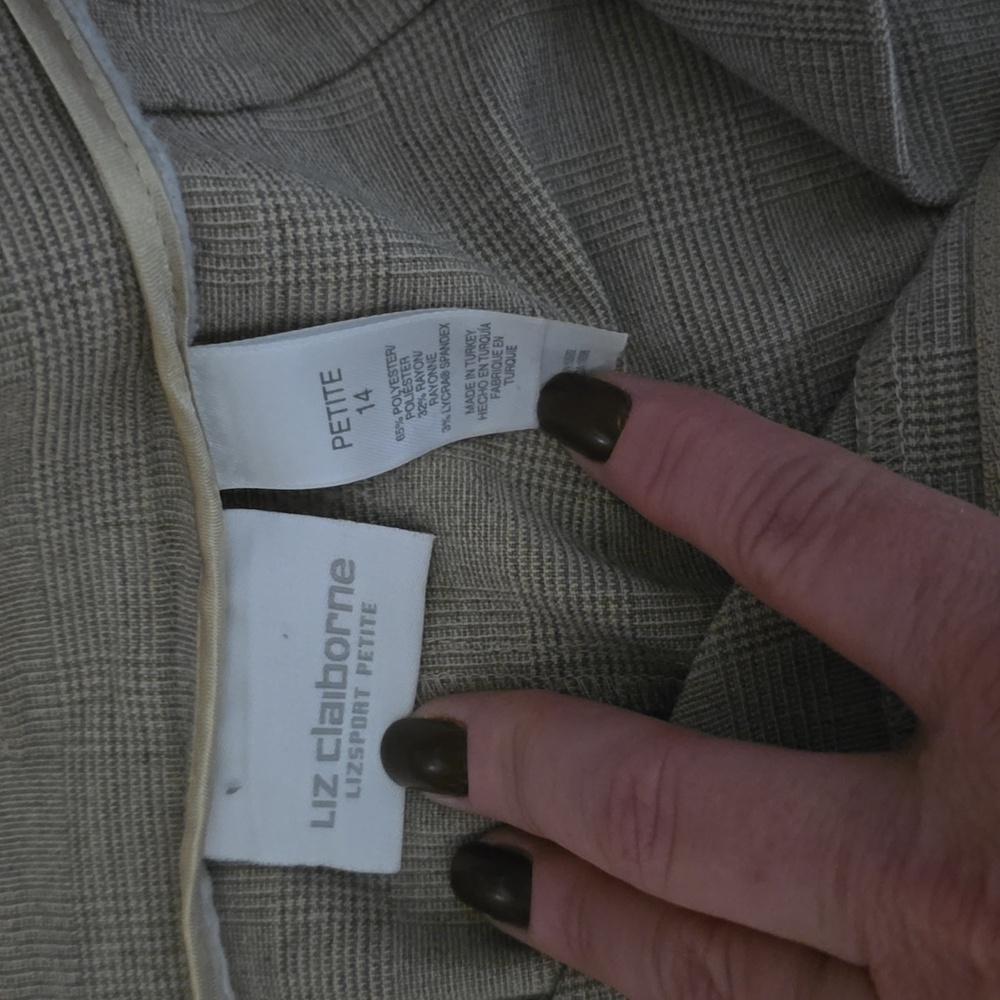 Ladies pants (2 pair) - Picture 3 of 6
